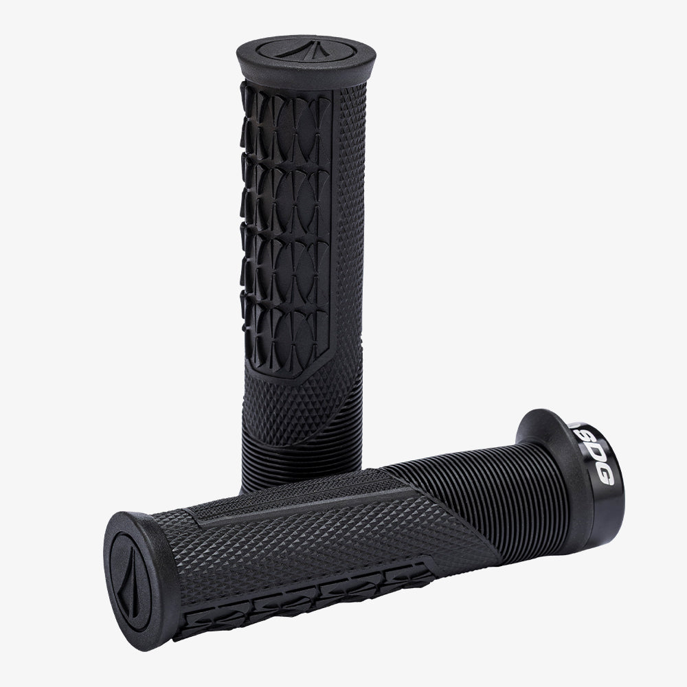 OPEN CORE THRICE GRIPS