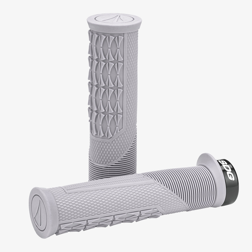 OPEN CORE THRICE GRIPS