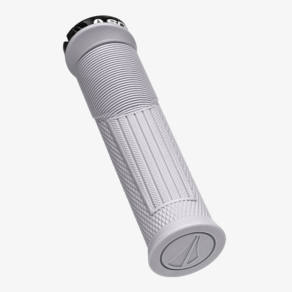 OPEN CORE THRICE GRIPS