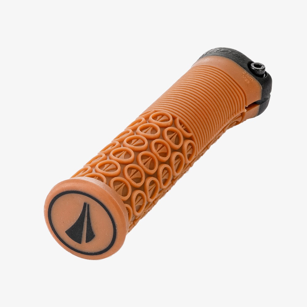 Thrice 31 Grips | S / M
