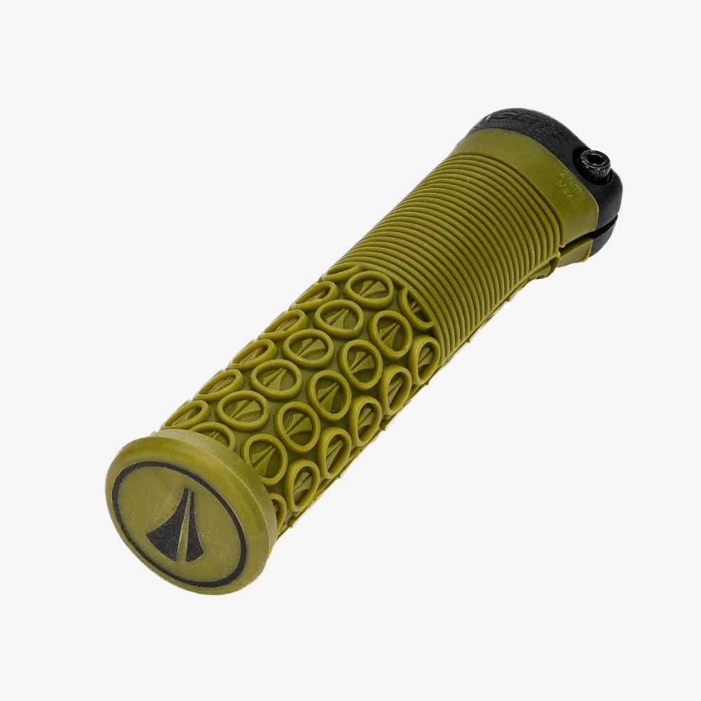 Thrice 31 Grips | S / M