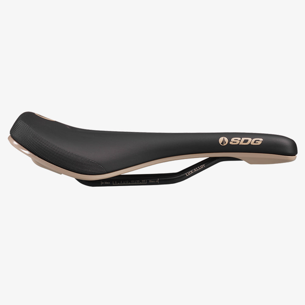 Selle SDG BEL-AIR V3 Rails Lux Alloy Marron/Noir Selle SDG BEL-AIR V3 Rails Lux Alloy Marron/Noir