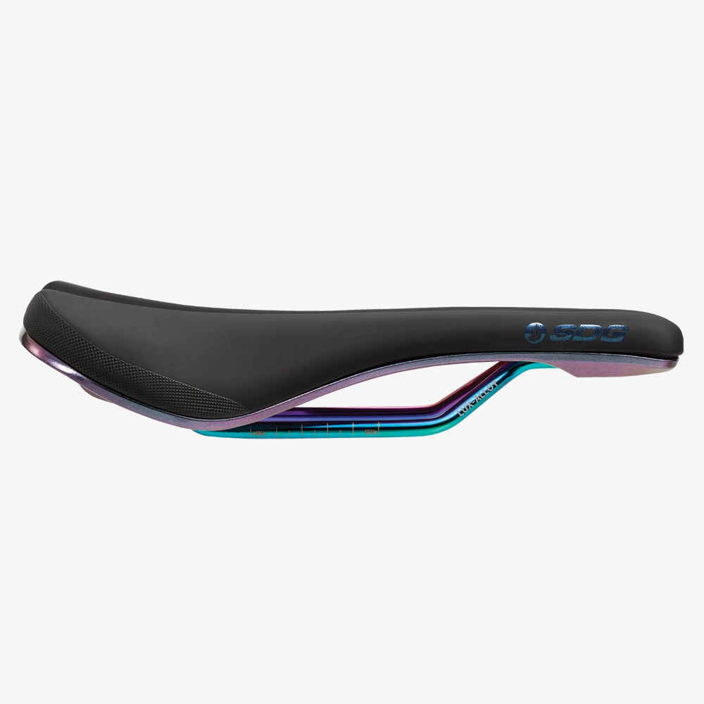 Selle Vélo SDG Bel Air V3 Lux Aluminium Traditional Bleu/Noir / Noir UK Selle Vélo SDG Bel Air V3 Lux Aluminium Traditional Bleu/Noir / Noir UK