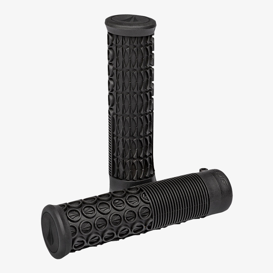 Thrice 31 Grips | S / M