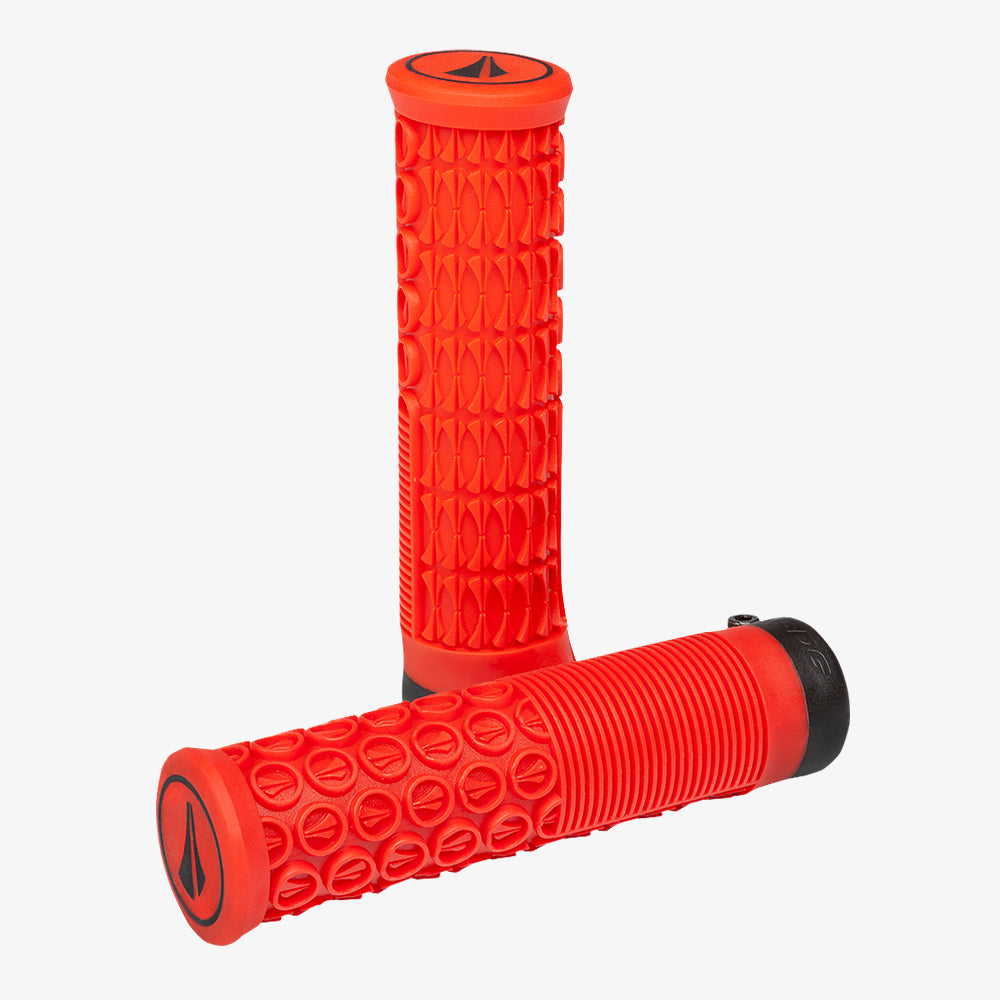 Thrice 31 Grips | S / M